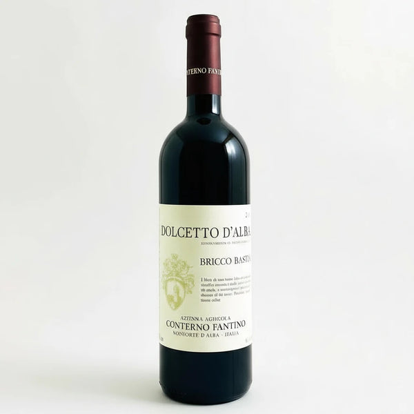 Conterno Fantino Dolcetto d’Alba 2022 (Organic) – Bright, floral red with black cherry, violet & almond notes. Stainless-steel aged. 13% ABV, Italy.