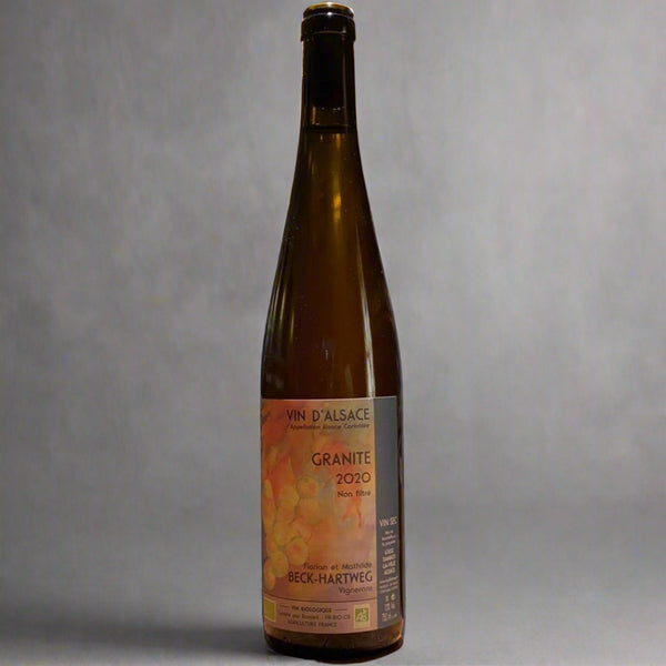 Lively citrus, stony, precise Sylvaner from Alsace. Biodynamic, hand-harvested, native yeast, aged on lees 10 months. Pure, fresh, terroir-driven.