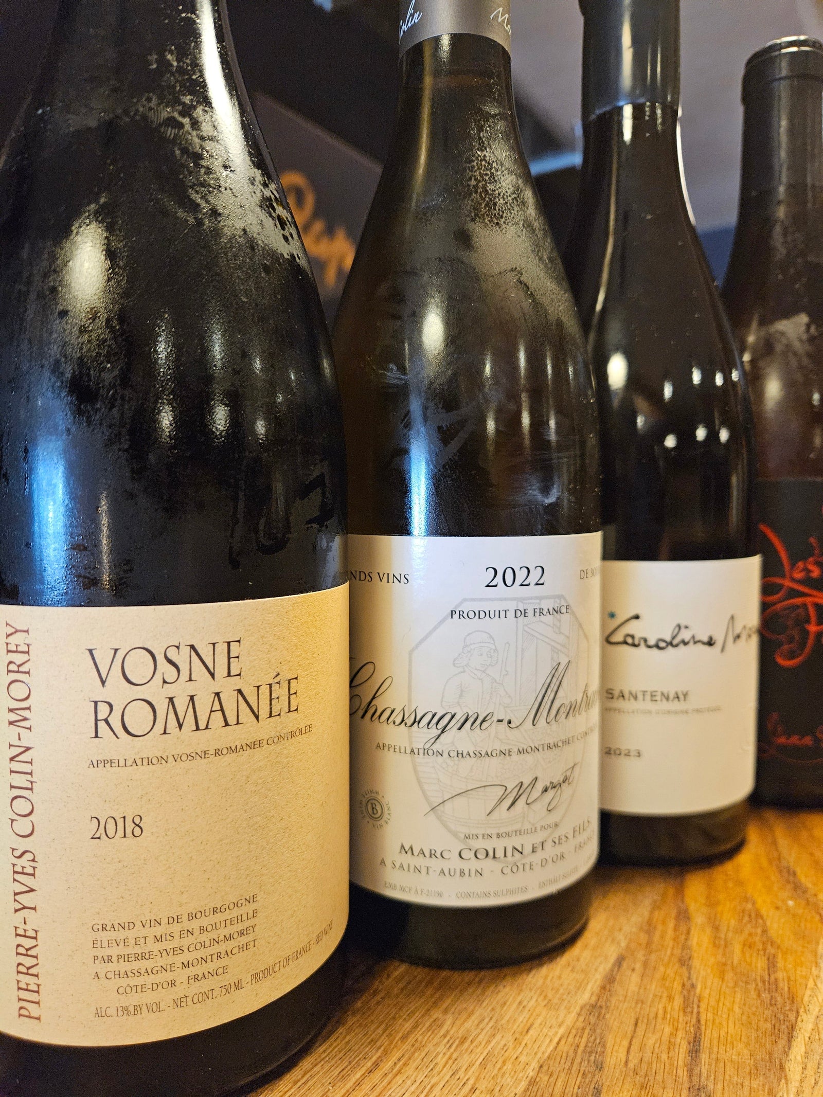 Burgundy’s famed Pinot Noir and Chardonnay showcase subtle terroir, offering elegant, nuanced wines from key areas like Chablis and Côte de Nuits.