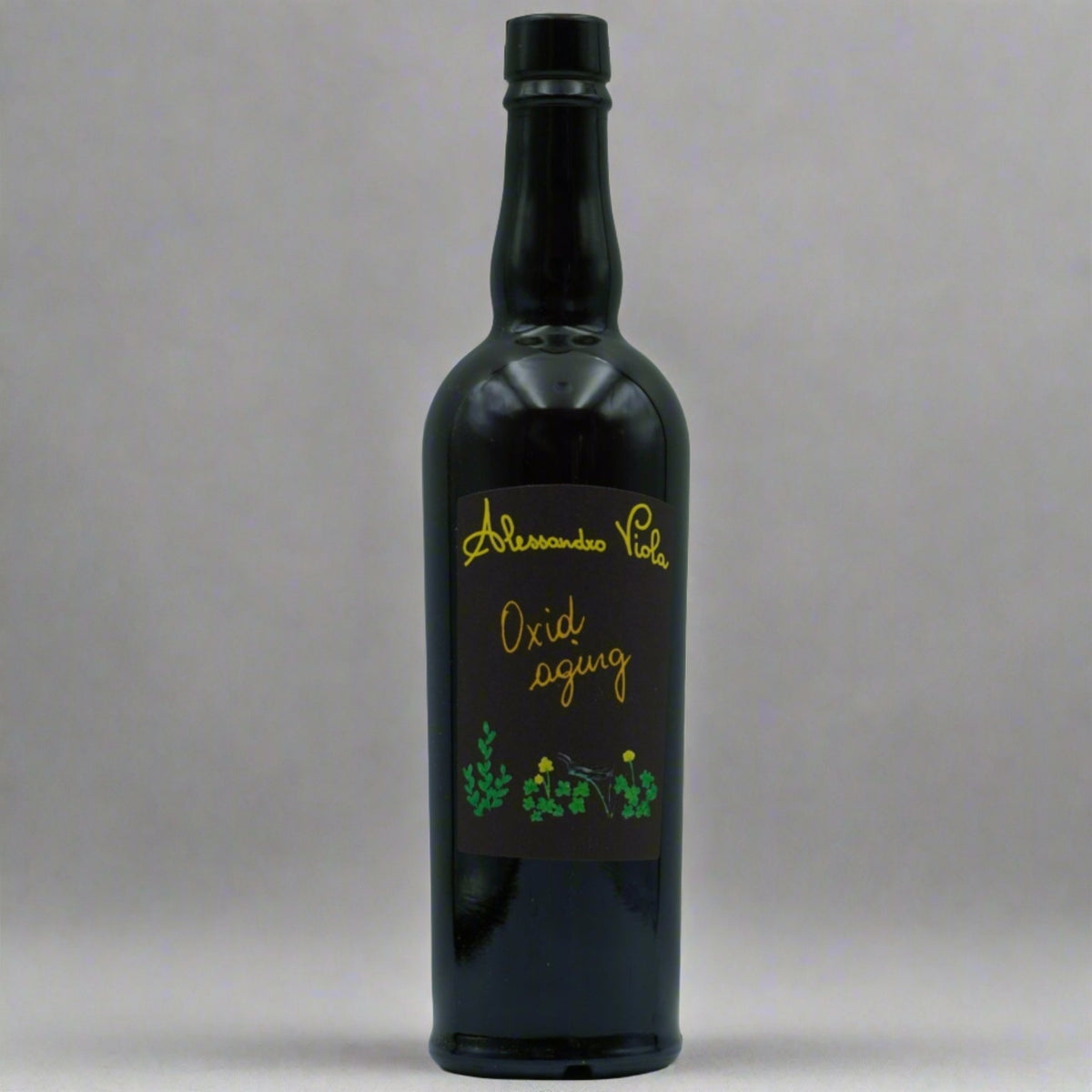 Alessandro Viola, Oxid Aging, toasted almonds, dried stone, chestnut barrel aged. 