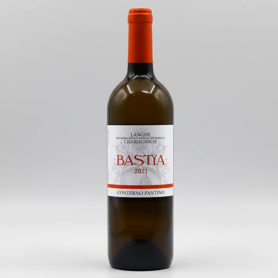 Organic Langhe Chardonnay from Conterno Fantino. Golden apple, peach, toasted oak. Aged 12 months in French oak; rich, fresh, and finely balanced. 2022, 13%.