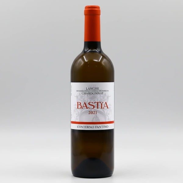 Organic Langhe Chardonnay from Conterno Fantino. Golden apple, peach, toasted oak. Aged 12 months in French oak; rich, fresh, and finely balanced. 2022, 13%.