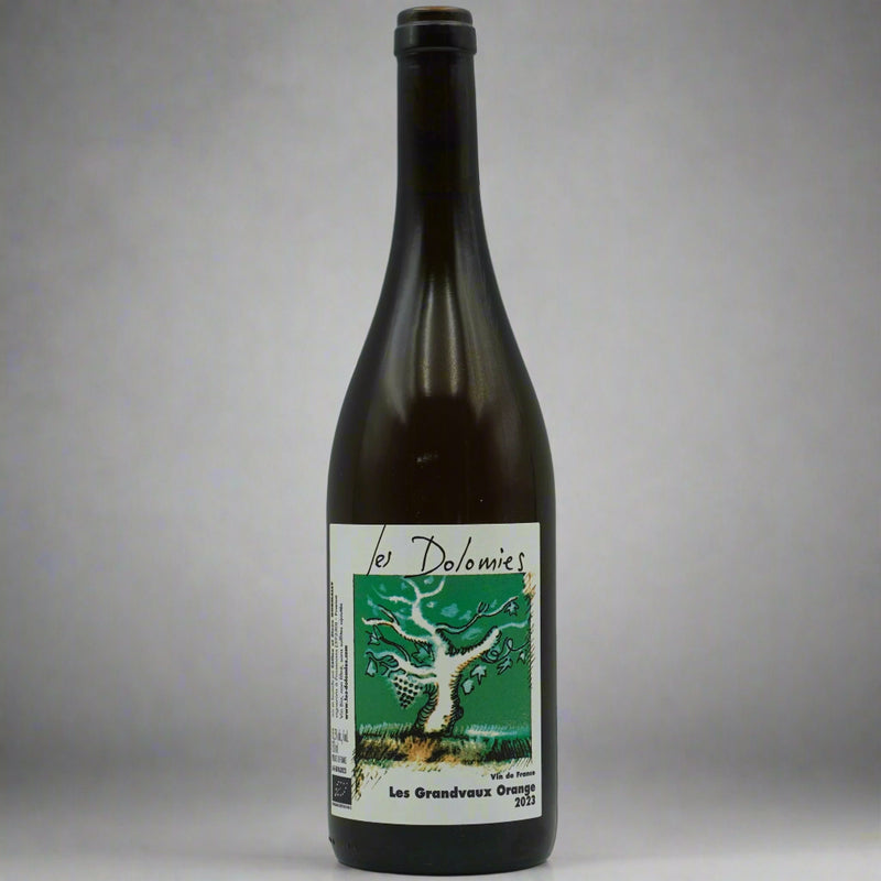 Les Dolomies Savagnin Orange 2023: Organic Jura wine with citrus, spice, and texture. Skin-macerated, no sulphur, wild yeast, unfiltered. 13.5% ABV.