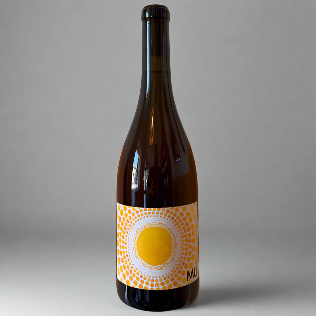 Orange wine from Roussillon made by Cyril Fhal with organic Muscat Petits Grains. Apricot, honey, mineral. Skin contact, no fining, low sulfur.
