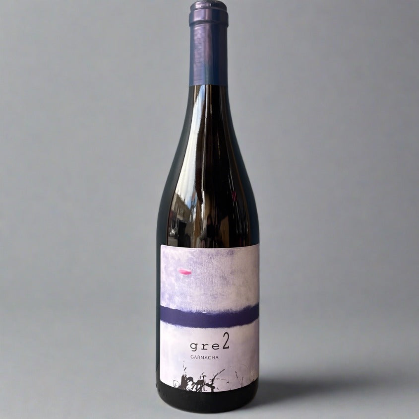 Cristo Del Humilladero, Gre2: Grenache from Gredos full of  Rosehip and strawberry.

juicy light red