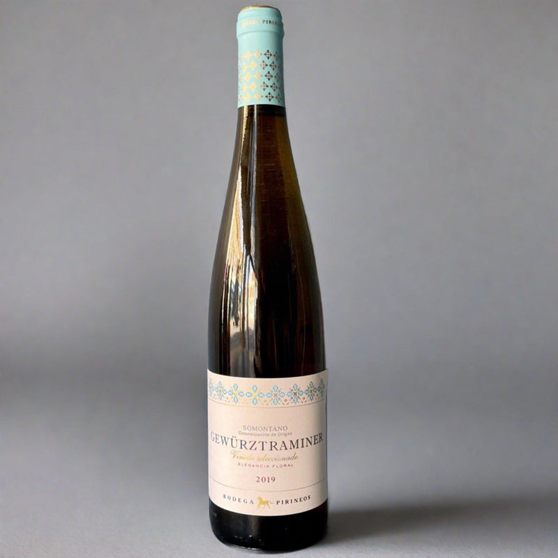 Bodega Pirineos, Gewurtztraminer, 2024 – Takeaway White Wine from Cave Brizzle